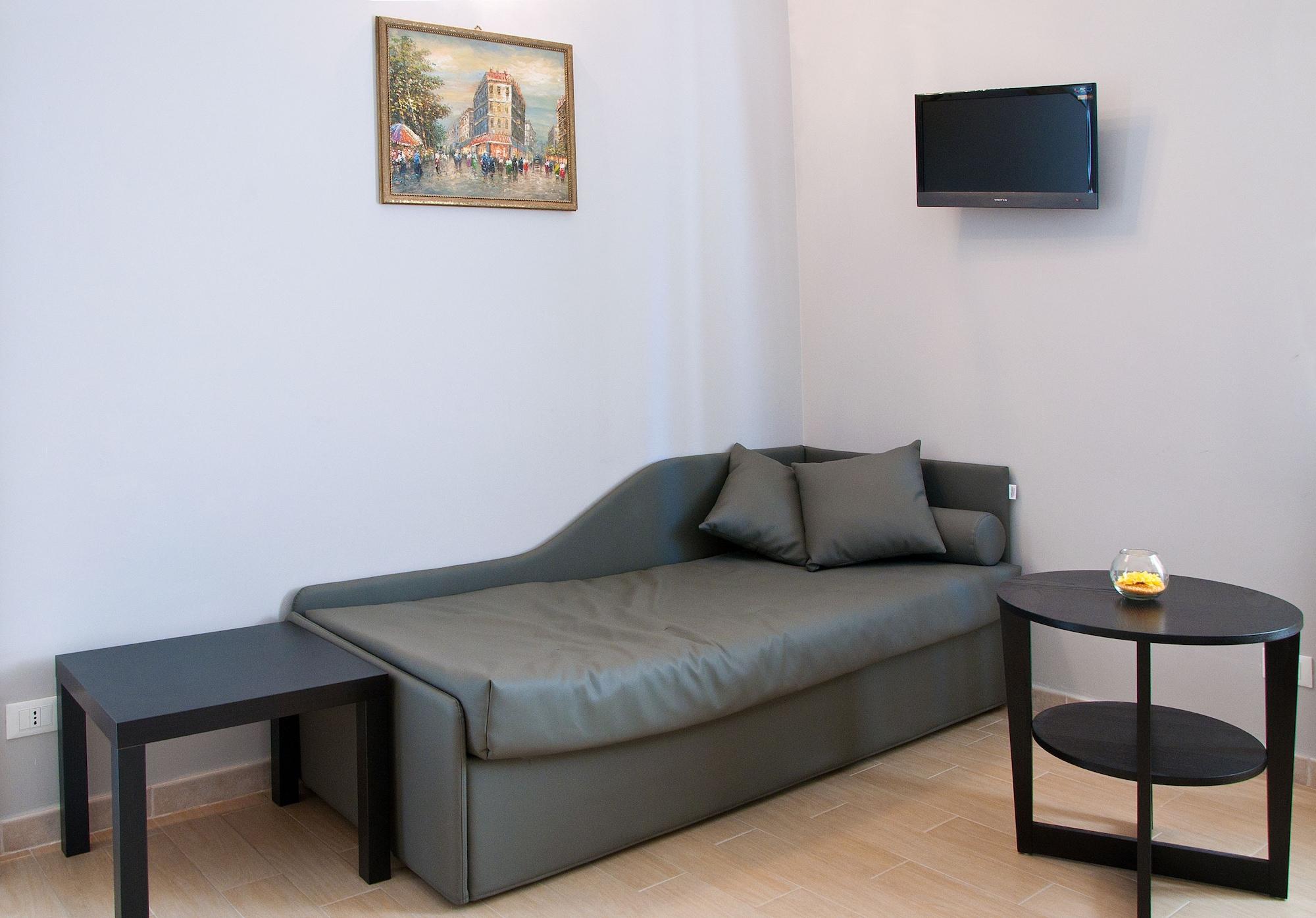 Opera Bed & Breakfast 3*
